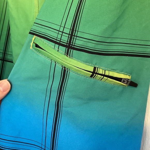 Men's Hang Ten Board Shorts - Picture 3 of 4